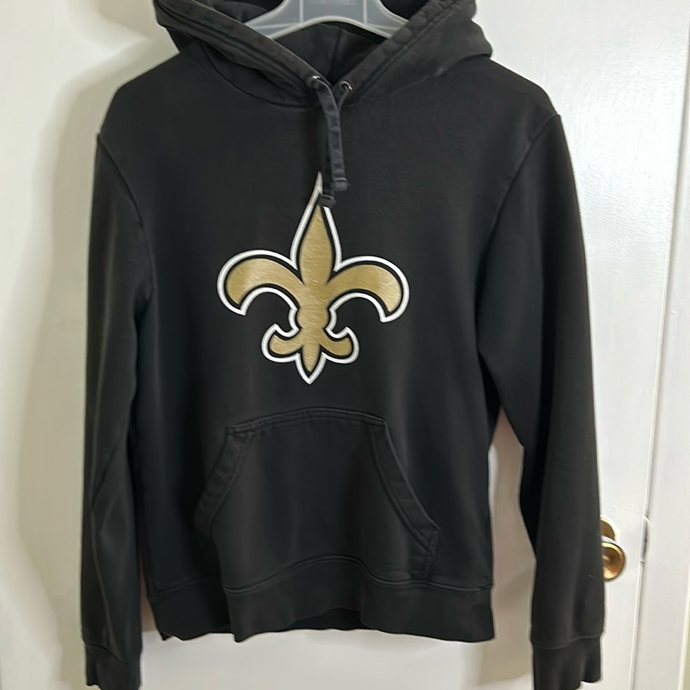 New Orleans Saints sweatshirt